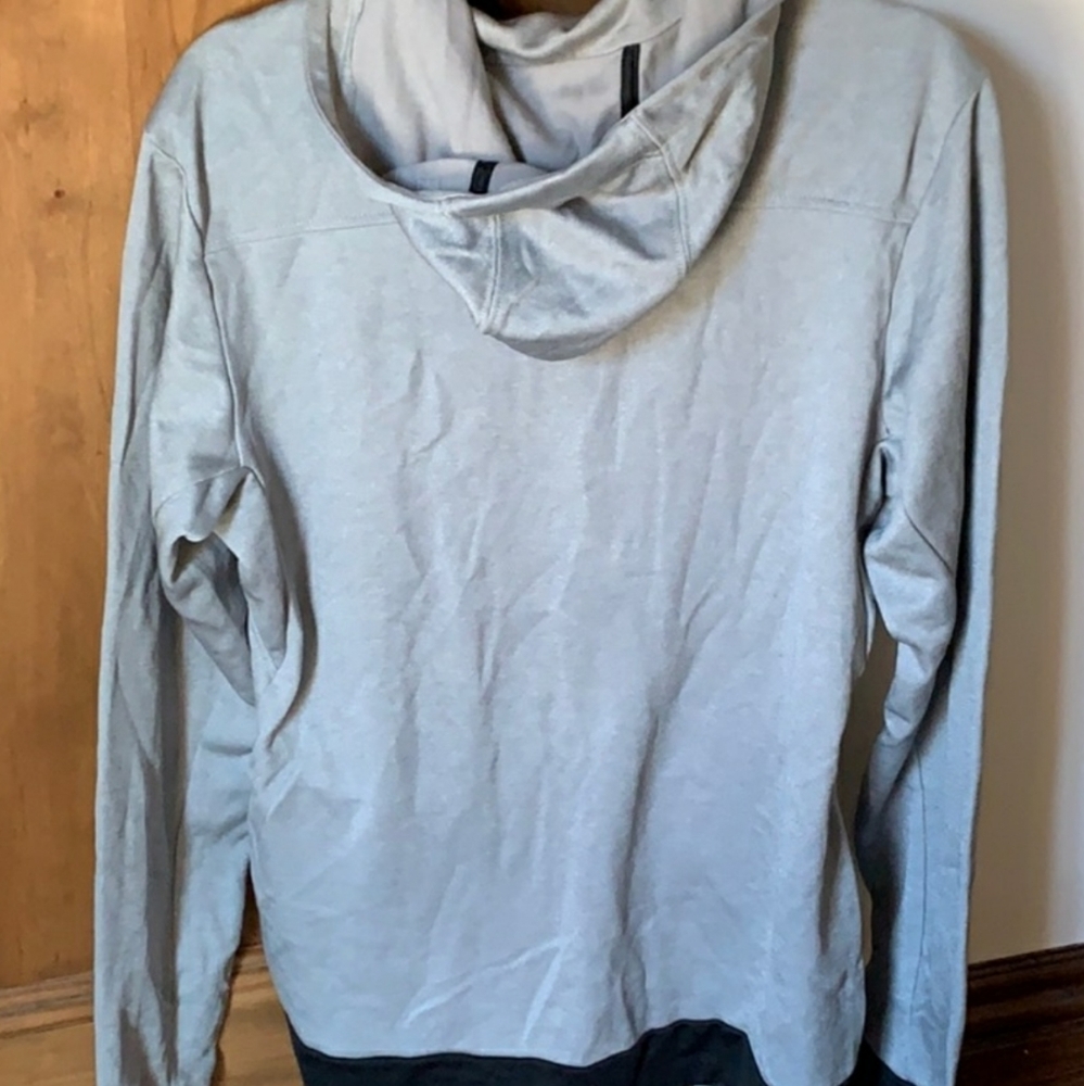 Adidas Running Jacket - Picture 3 of 3
